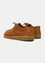 Load image into Gallery viewer, Yogi Caden Centre Seam Textured Ostrich Leather Shoe - Honey - Back
