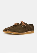 Load image into Gallery viewer, Yogi Caden Centre Seam Suede Shoe on Crepe - Olive - Angle
