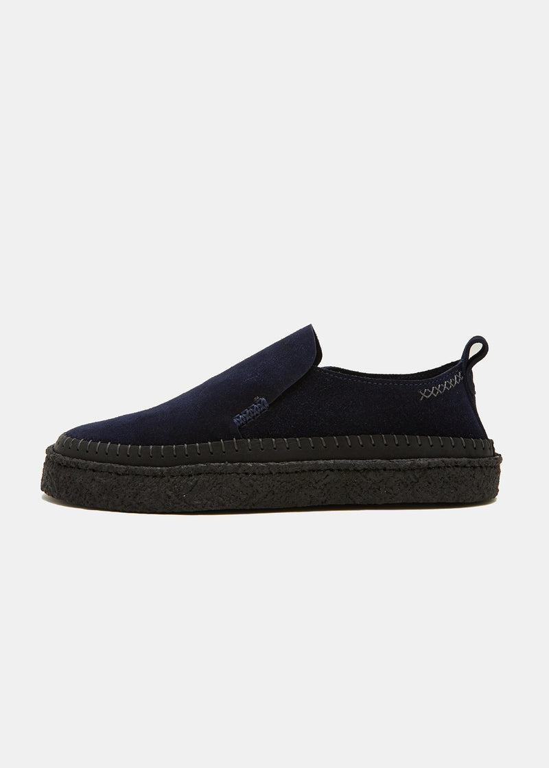 Load image into Gallery viewer, Yogi x Universal Works Hitch Low Loafer On Crepe - Indigo - Sole
