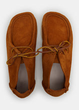 Load image into Gallery viewer, Yogi Torres Suede Chukka Boot on Crepe - Chestnut Brown - Top
