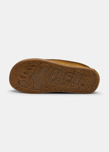Load image into Gallery viewer, Yogi Finn Womens Suede on Negative Heel - Moss - Sole
