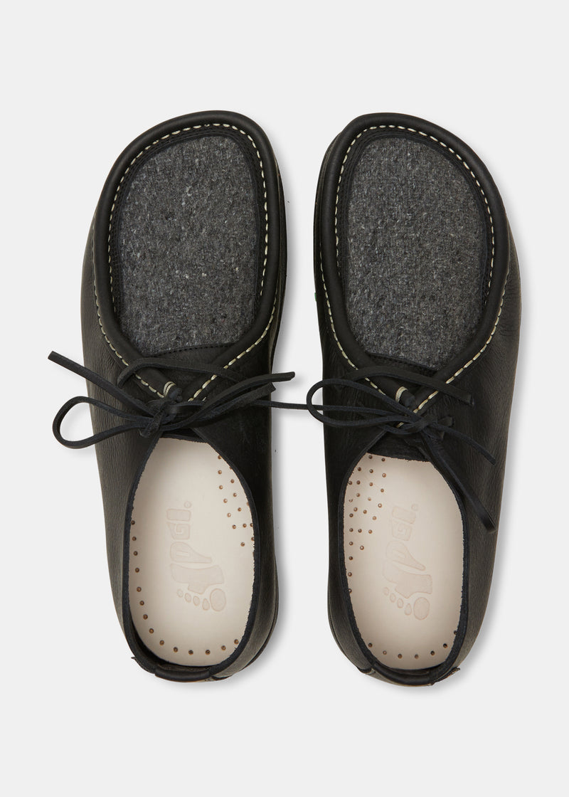 Load image into Gallery viewer, Yogi Willard Womens Tumbled Leather Shoe - Black - Sole
