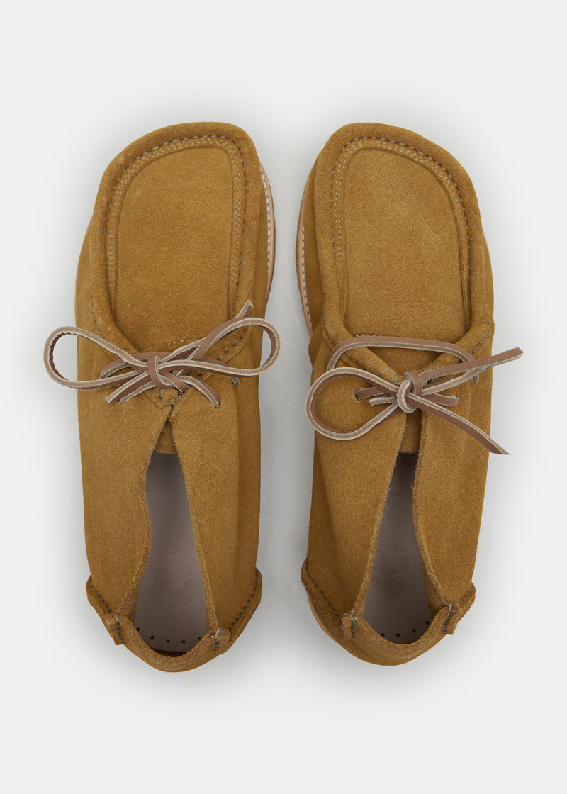 Load image into Gallery viewer, Yogi Torres Suede Chukka Boot On Crepe - Sand Brown - Sole
