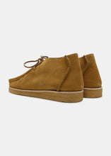 Load image into Gallery viewer, Yogi Torres Suede Chukka Boot On Crepe - Sand Brown - Back
