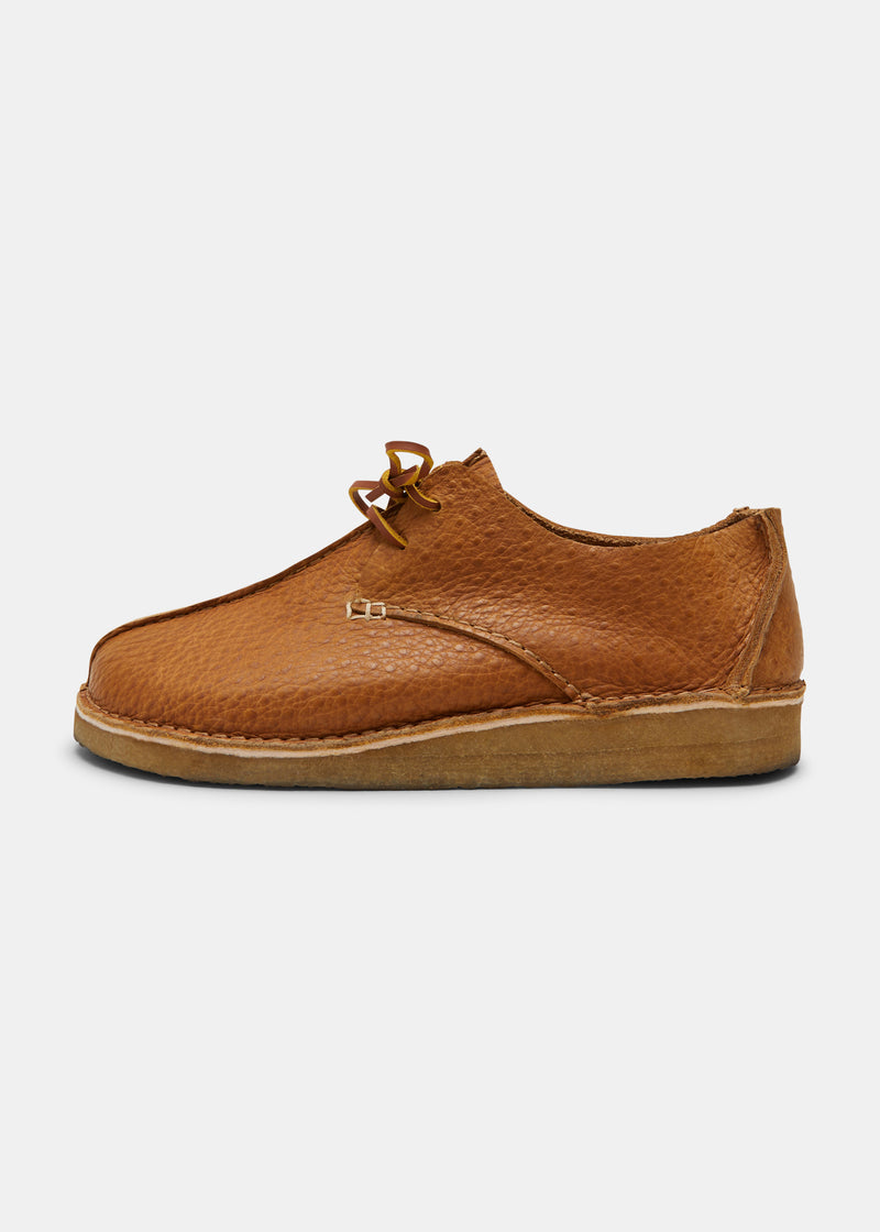 Load image into Gallery viewer, Yogi Caden Centre Seam Textured Ostrich Leather Shoe - Honey - Sole
