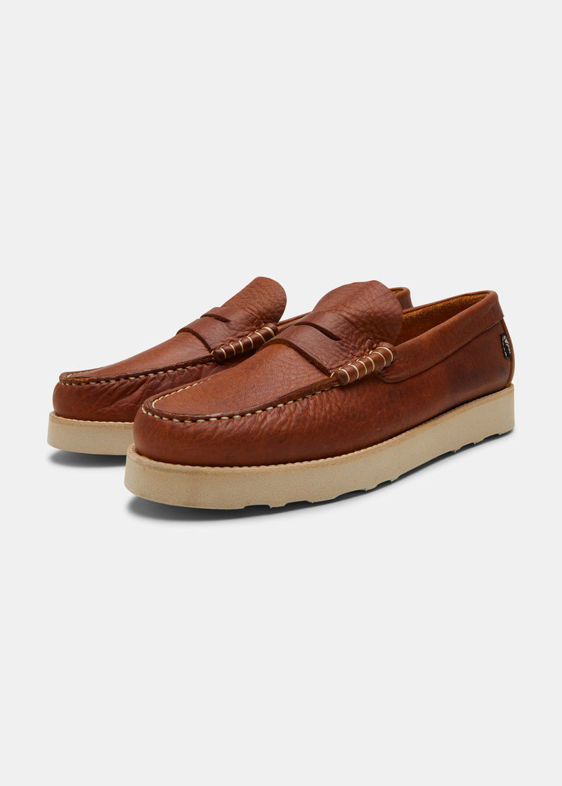 Load image into Gallery viewer, Yogi Rudy II Tumbled Leather Loafer - Chestnut Brown - Sole

