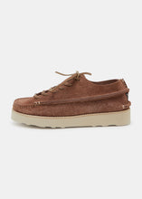 Load image into Gallery viewer, Finn III Womens Suede Shoe On EVA - Taupe - Side
