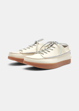 Load image into Gallery viewer, Finn Leather Shoe On Negative Heel - Off White
