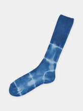 Load image into Gallery viewer, Patapaca Tie Dyed Socks - Indigo
