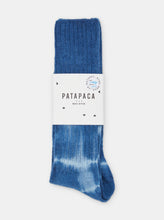 Load image into Gallery viewer, Patapaca Tie Dyed Socks - Indigo
