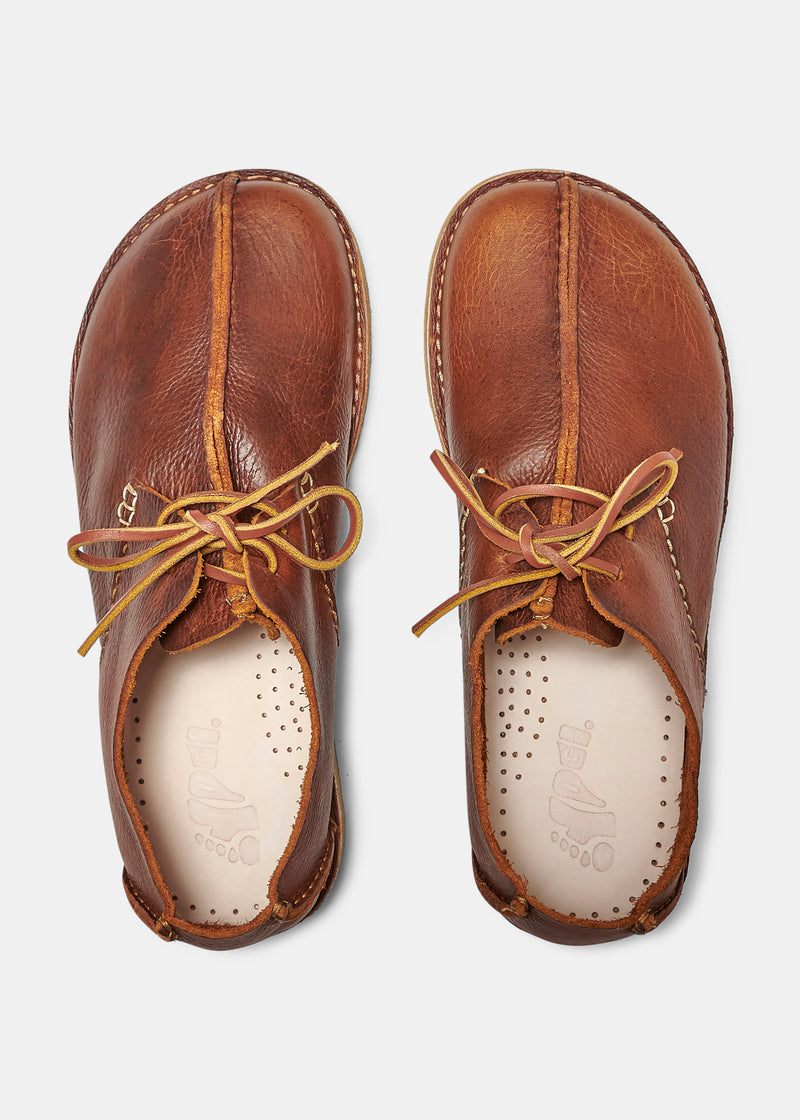 Load image into Gallery viewer, Caden Centre Seam Leather Shoe on Crepe - Chestnut Brown
