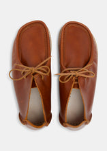 Load image into Gallery viewer, Torres Leather Chukka Boot On Crepe - Apricot
