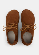 Load image into Gallery viewer, Glenn Suede Boot on Crepe - Cola Brown
