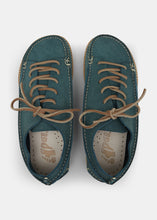 Load image into Gallery viewer, Finn III Womens Rev Nubuck Shoe On EVA - Denim
